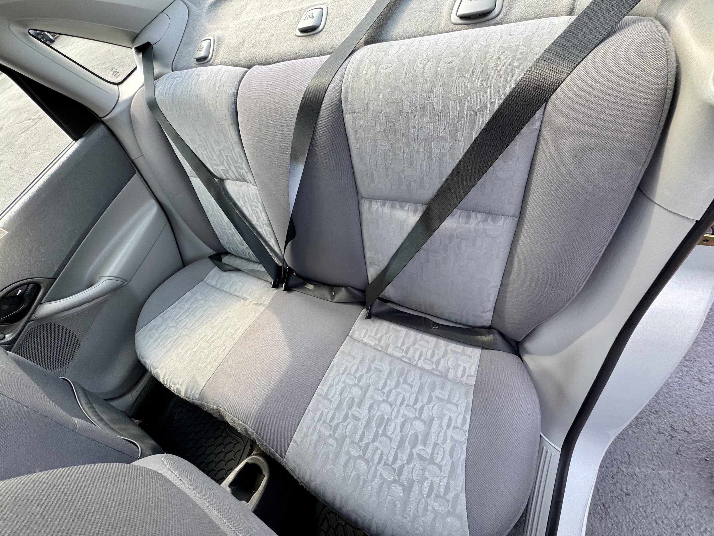 Used 2005 Ford Focus S FWD image 12