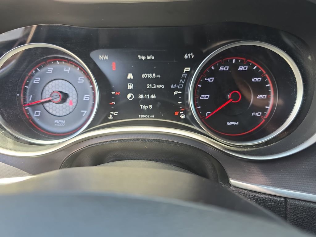 Used 2019 Dodge Charger SXT w/ Leather Interior Group RWD image 33