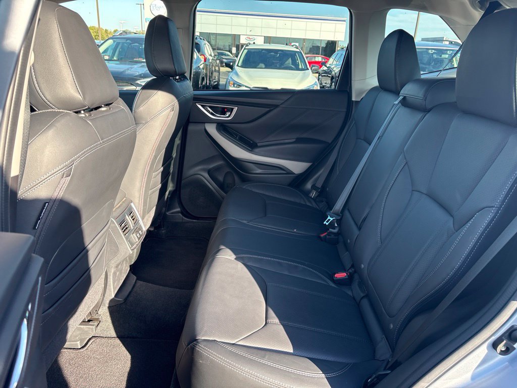 Certified 2023 Subaru Forester Limited AWD/4WD image 11