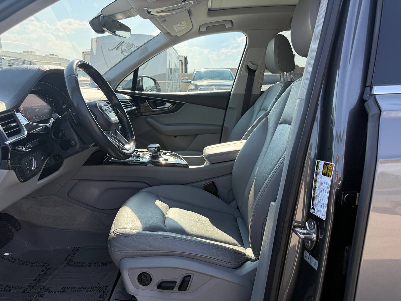 Used 2019 Audi Q7 3.0T Premium Plus w/ Premium Plus Package AWD/4WD image 17