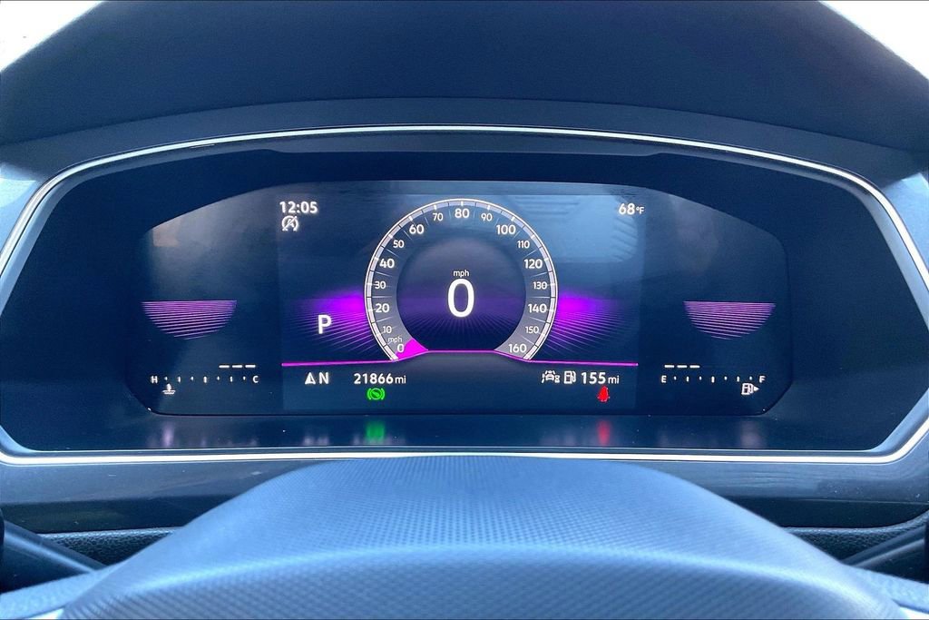 Used 2024 Volkswagen Tiguan SE R-Line image 12