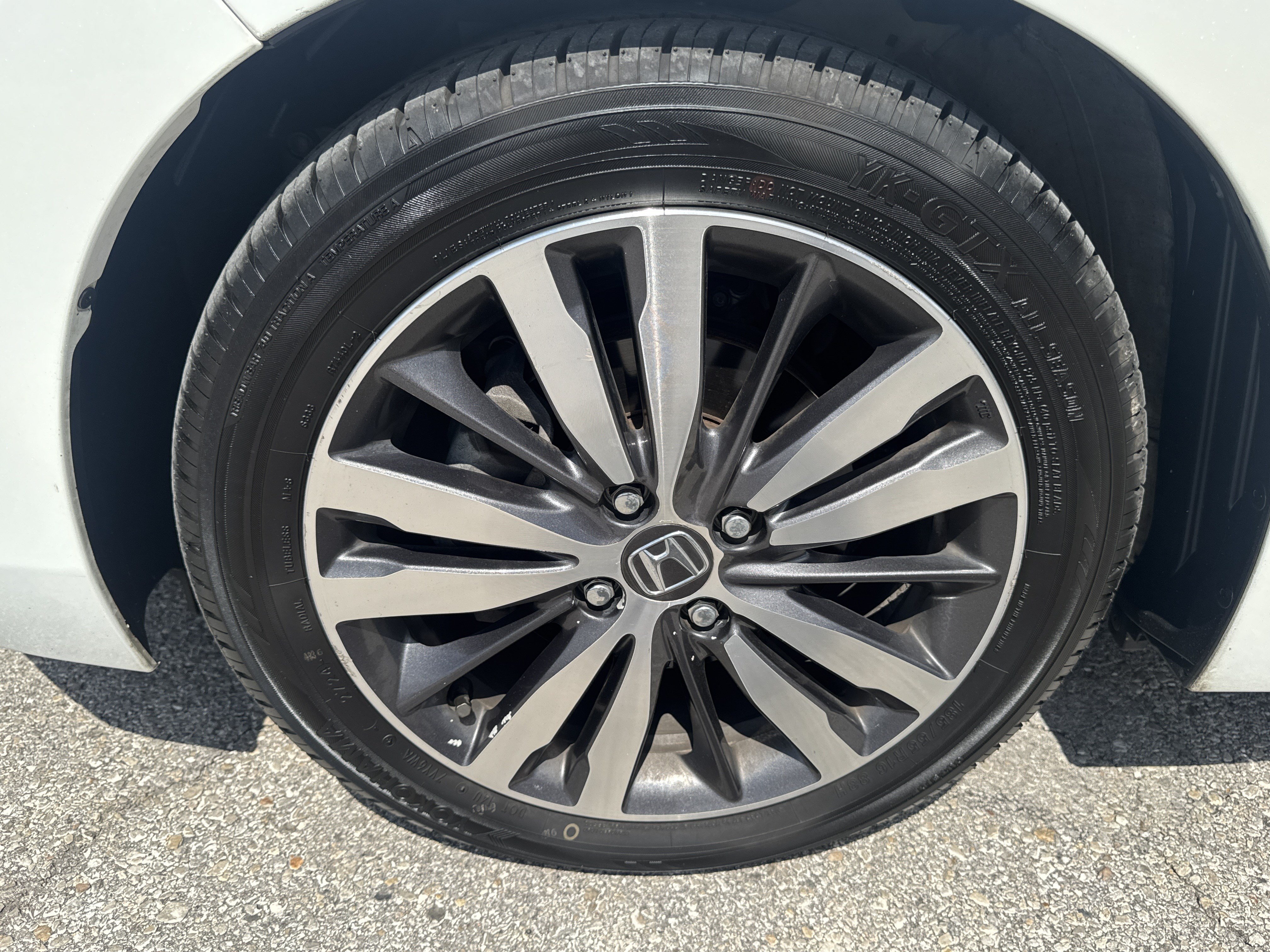 Used 2015 Honda Fit EX image 9