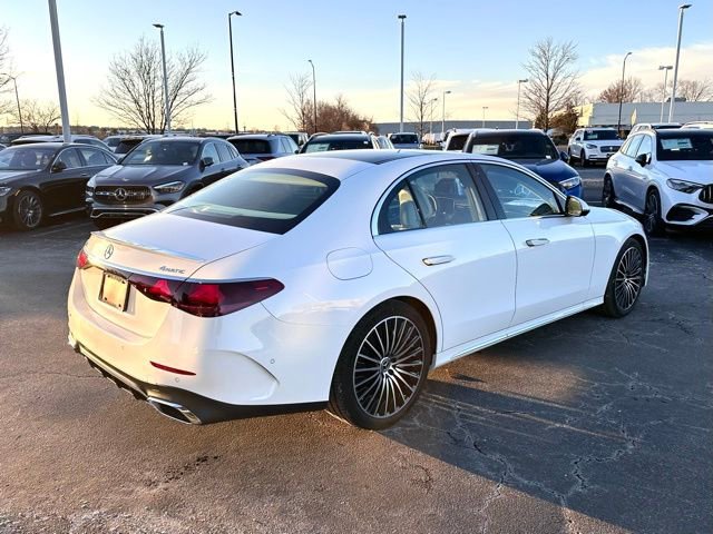 Used 2025 Mercedes-Benz E 350 4MATIC Sedan image 10