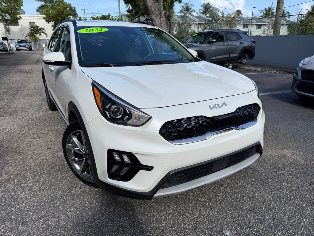 Certified 2022 Kia Niro Touring Special Edition FWD image 1