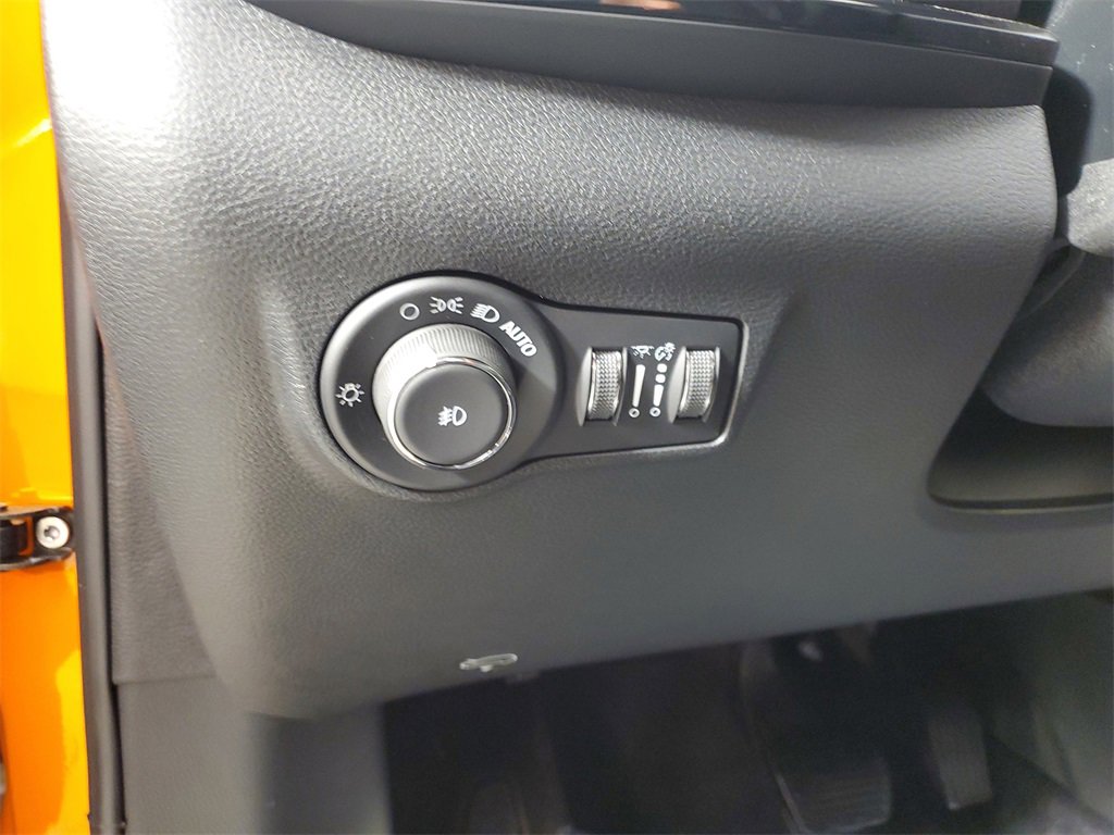 New 2026 Jeep Compass Limited image 13