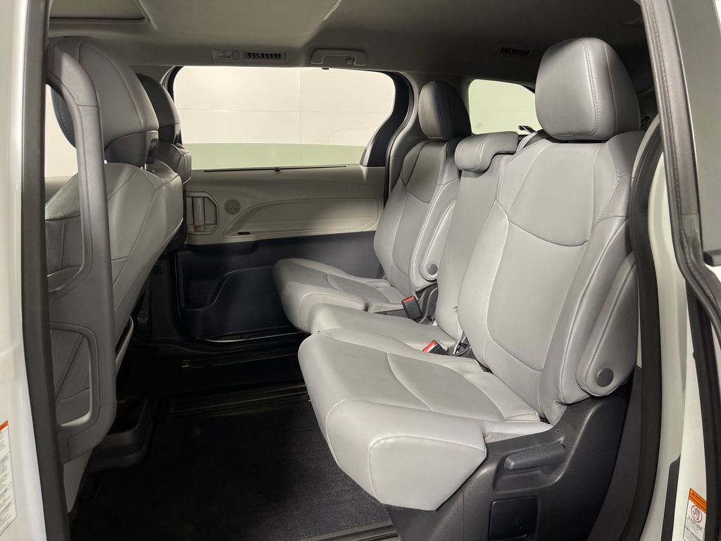 Certified 2024 Toyota Sienna XLE image 13