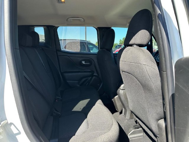 Used 2022 Jeep Renegade Sport w/ Sport Appearance Group AWD/4WD image 12