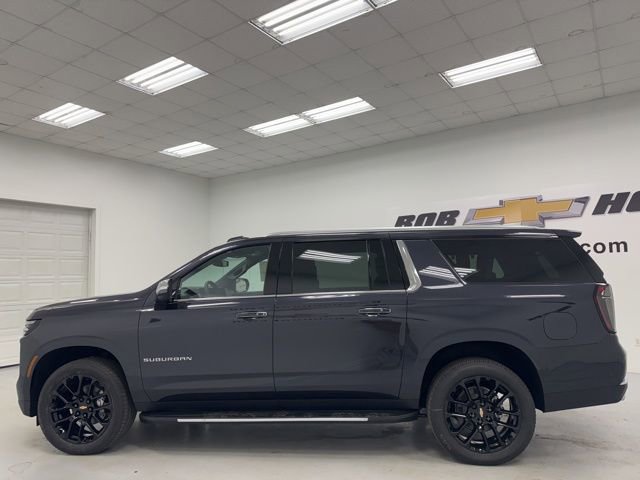 New 2026 Chevrolet Suburban Premier image 8