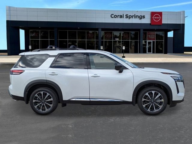 New 2026 Nissan Pathfinder Platinum w/ Cargo Package image 6