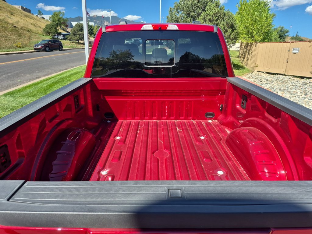 New 2026 Ford F350 XLT w/ XLT Premium Package AWD/4WD image 5