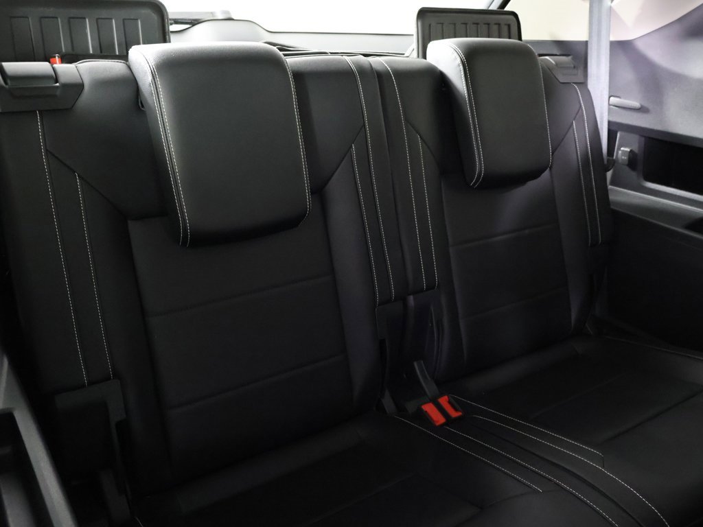 Used 2023 Volkswagen Atlas SE image 33