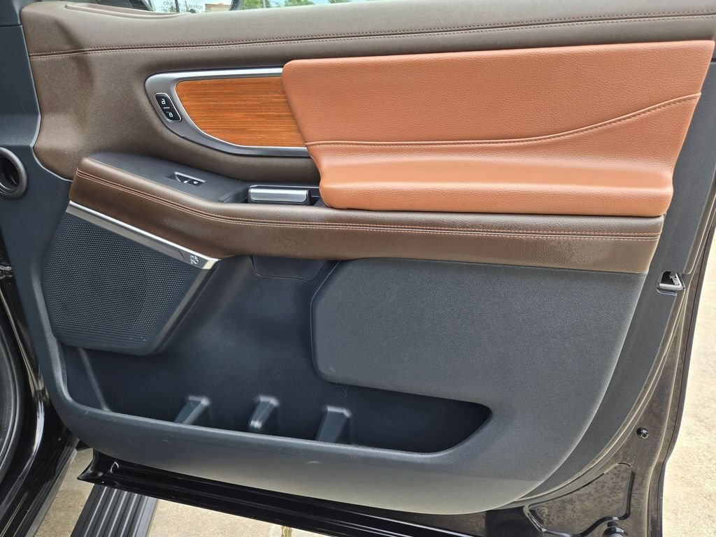 Used 2025 Ford Expedition Max King Ranch AWD/4WD image 37
