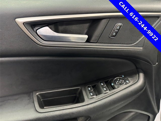 Used 2022 Ford Edge SEL w/ Convenience Package image 25