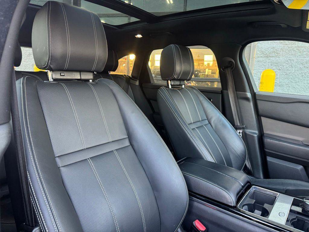 Used 2020 Land Rover Range Rover Velar S image 48
