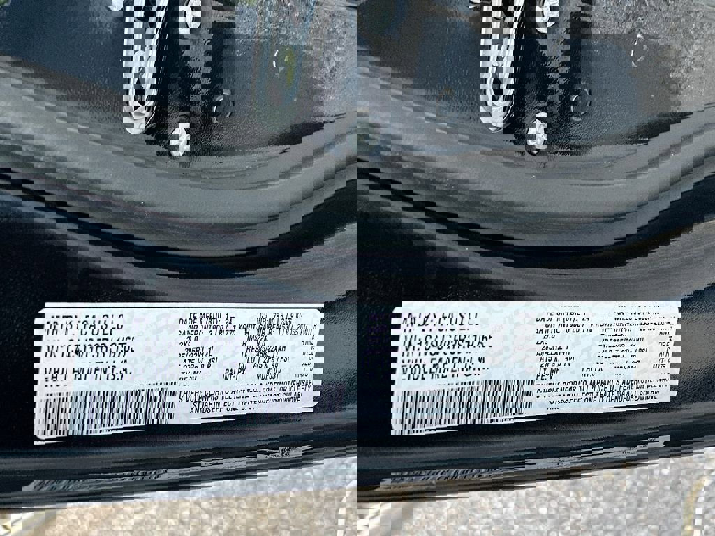 New 2024 Jeep Grand Wagoneer Series III w/ Rear Seat Video Group 1 image 39