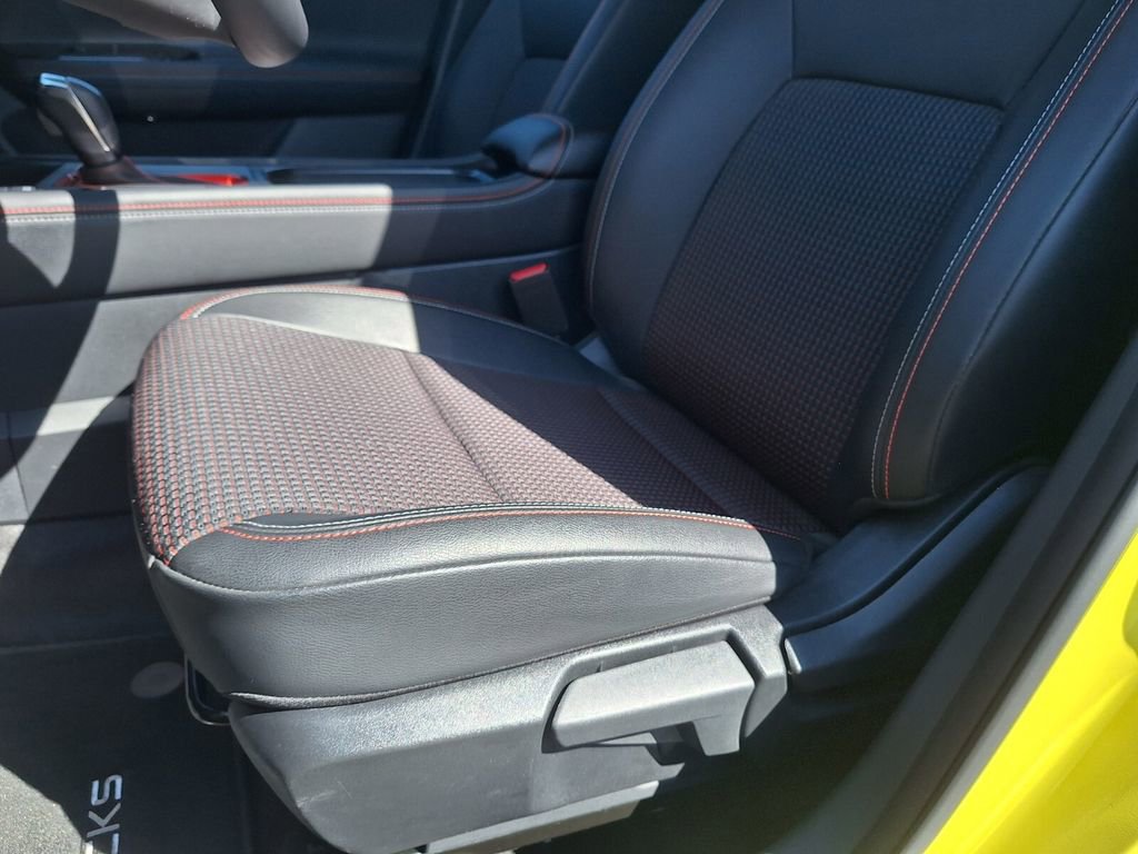 Certified 2025 Nissan Kicks SR w/ Interior Electronics Package image 10
