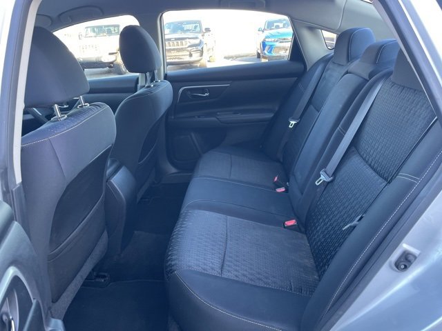 Used 2017 Nissan Altima 2.5 SV image 13