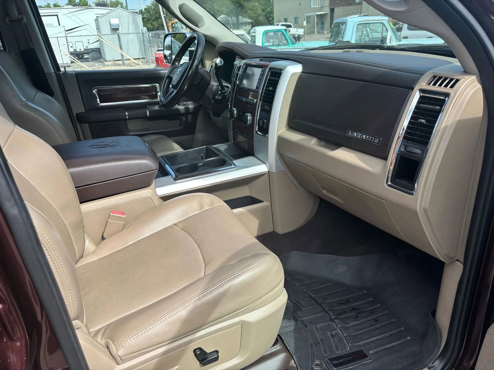 Used 2012 RAM 2500 Laramie w/ Protection Group image 8