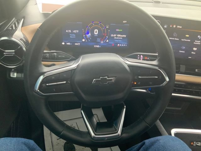 Used 2025 Chevrolet Equinox ACTIV w/ Safety and Technology Package image 19