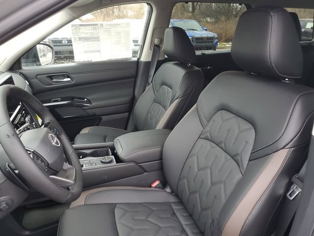 New 2026 Nissan Pathfinder Platinum AWD/4WD image 5