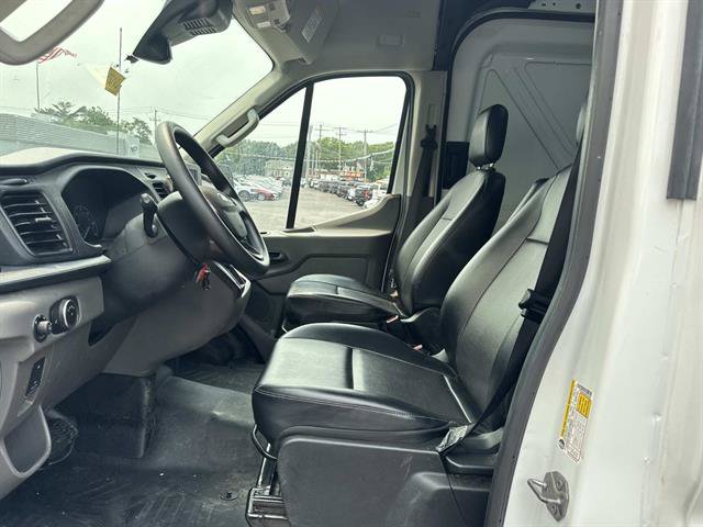 Certified 2024 Ford Transit 250 148 High Roof Extended RWD image 33
