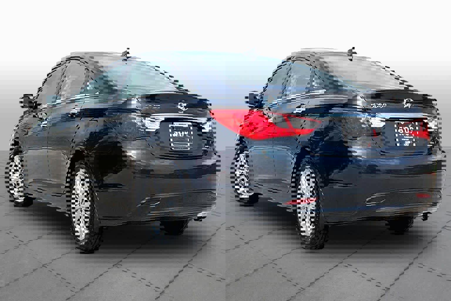 Used 2013 Hyundai Sonata Limited FWD image 12