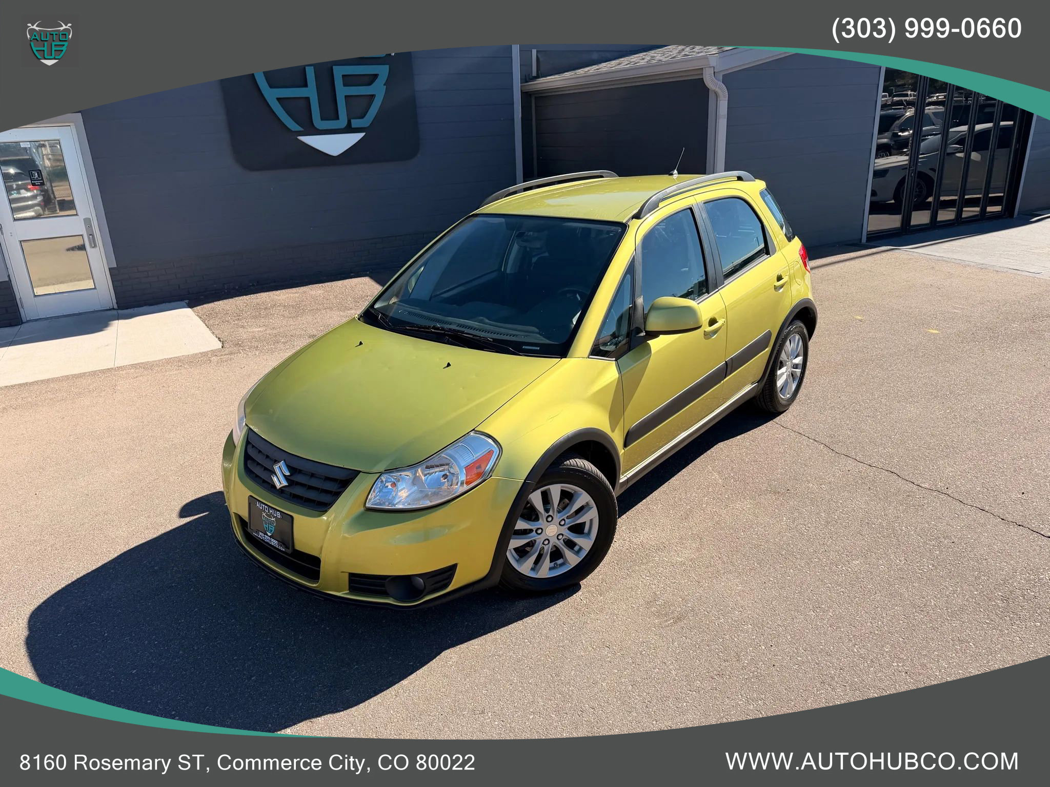 Used 2013 Suzuki SX4 AWD Hatchback image 2