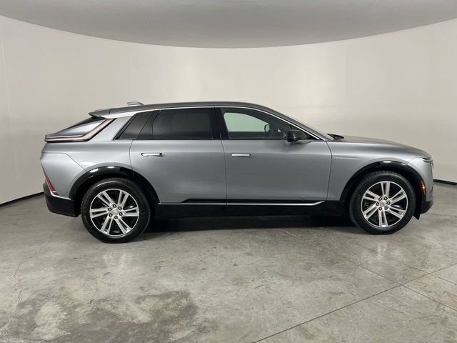 Certified 2024 Cadillac Lyriq Tech w/ Driver Assist Package RWD image 9