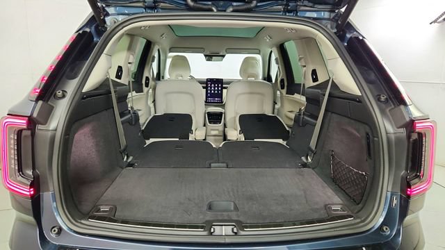 New 2026 Volvo EX90 Plus AWD/4WD image 41
