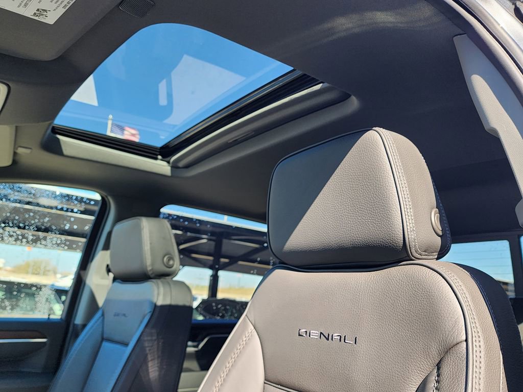 New 2026 GMC Sierra 2500 Denali w/ Denali Reserve Package image 19