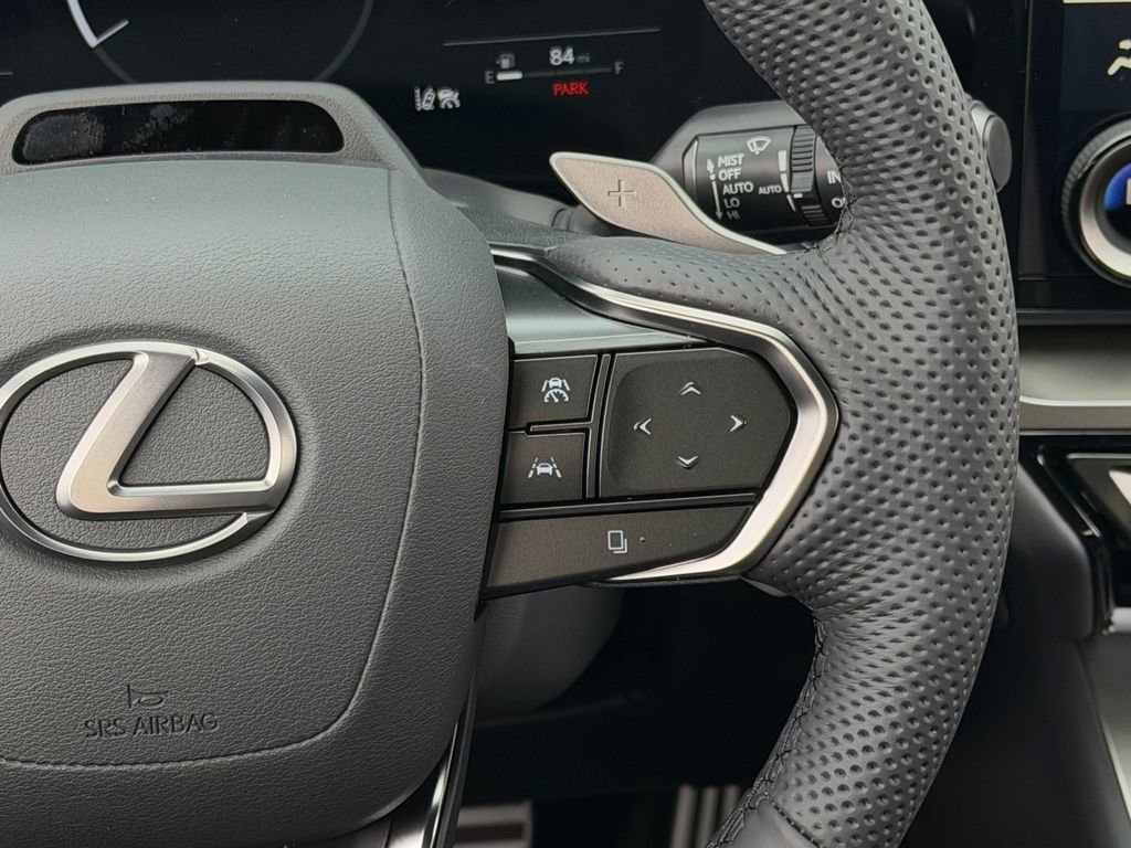 New 2026 Lexus TX 500h AWD image 16