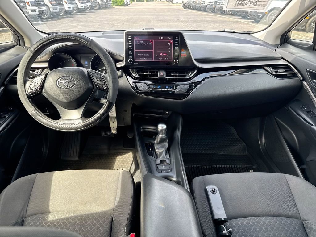 Used 2021 Toyota C-HR LE FWD image 10