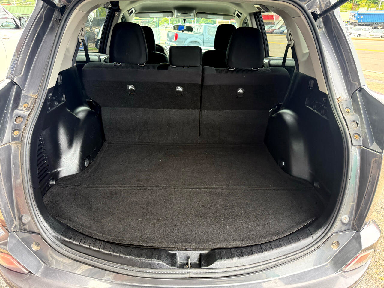 Used 2016 Toyota RAV4 LE image 22
