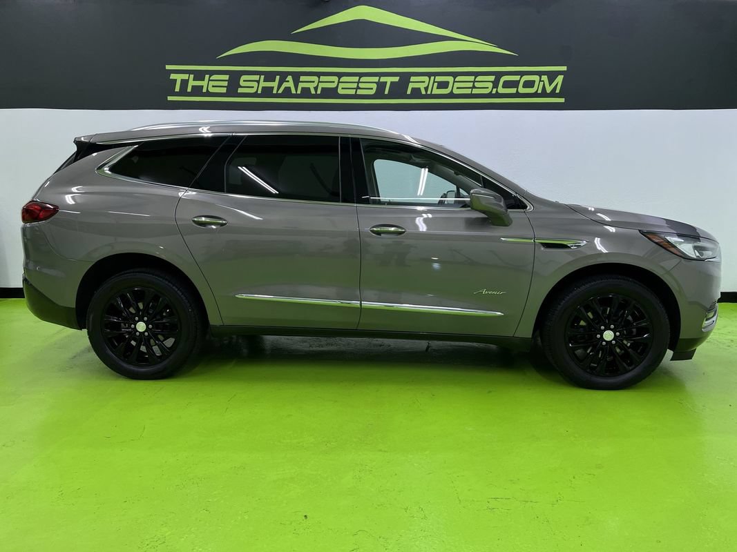 Used 2019 Buick Enclave Avenir w/ Avenir Technology Package AWD/4WD image 11