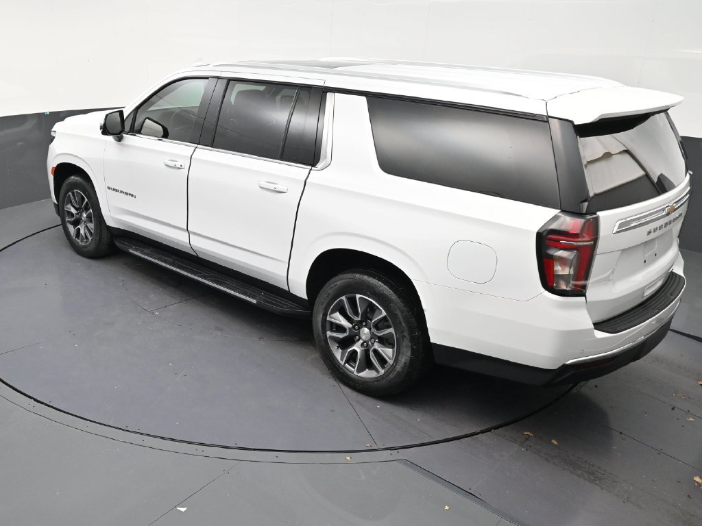 Used 2023 Chevrolet Suburban LT w/ LT Signature Package RWD image 14