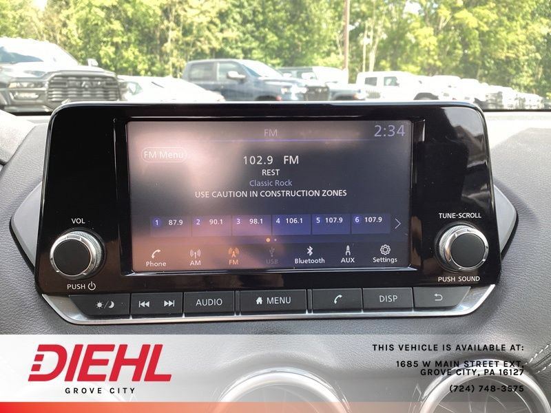 Used 2024 Nissan Sentra S FWD image 39