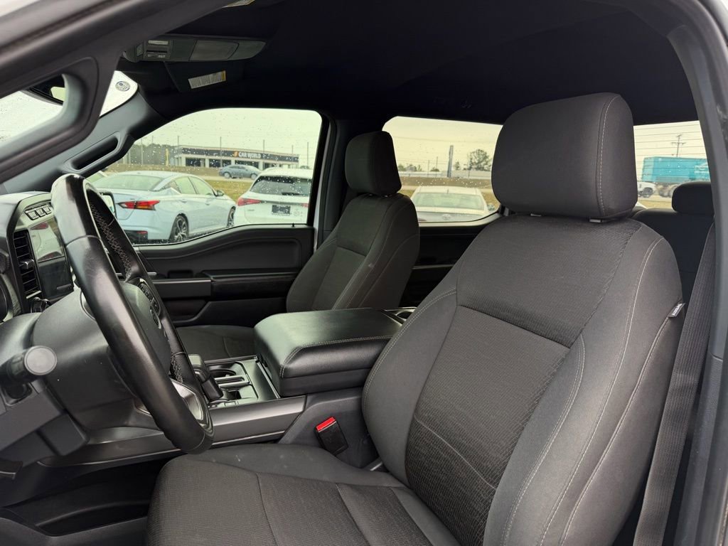 Used 2024 Ford F150 XLT w/ XLT Black Appearance Package image 11