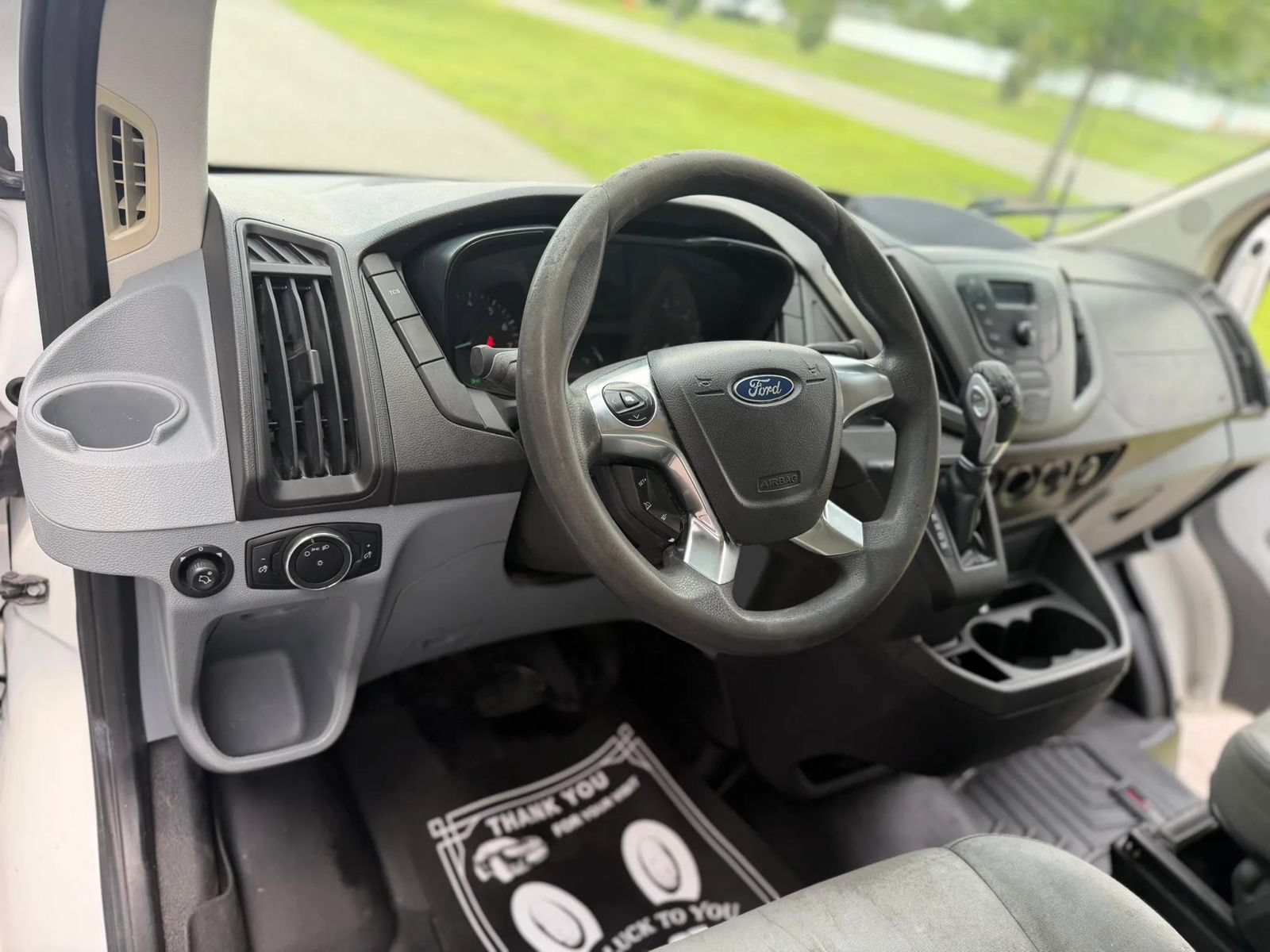 Used 2015 Ford Transit 250 130 Low Roof w/ Exterior Upgrade Package RWD image 11