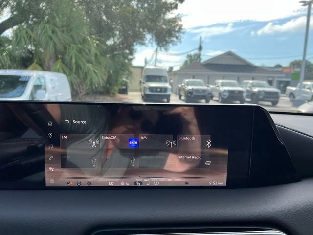 New 2025 Nissan Armada SL w/ Captain's Chari Seat Package image 26