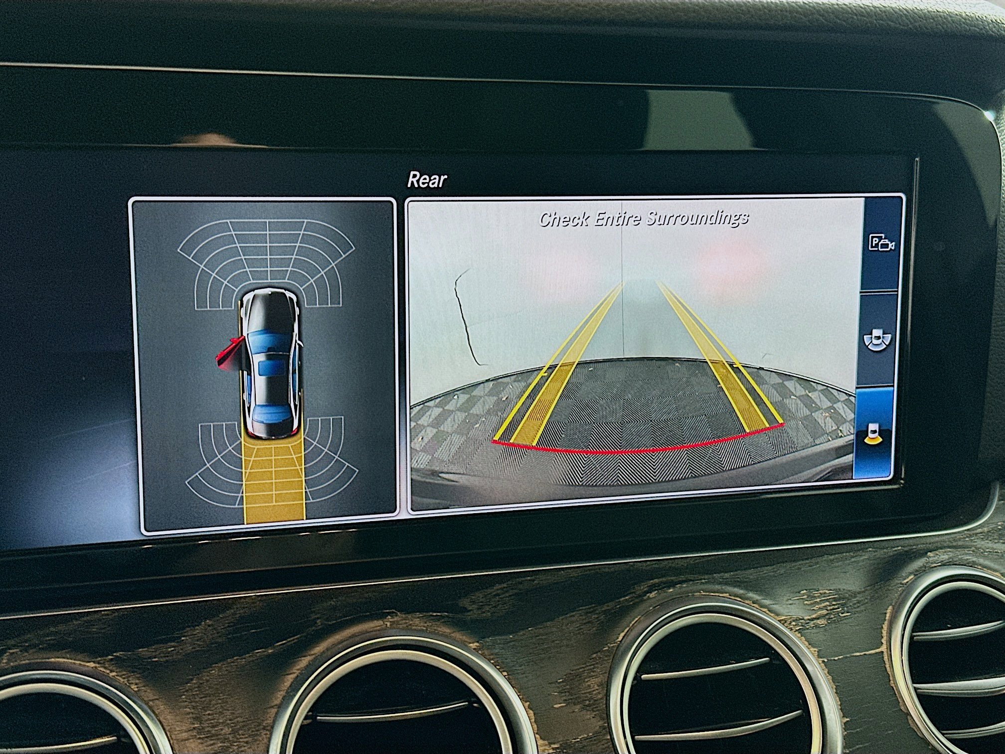 Used 2018 Mercedes-Benz E 300 image 22