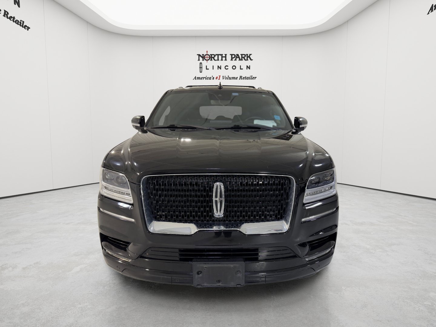 Used 2020 Lincoln Navigator Reserve w/ Equipment Group 208A Reserve AWD/4WD image 8