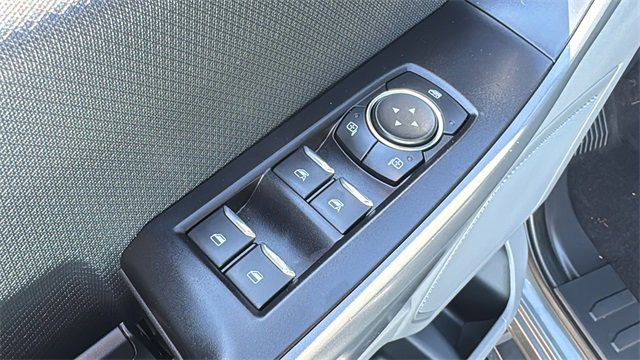 Used 2021 Ford F150 XLT image 2