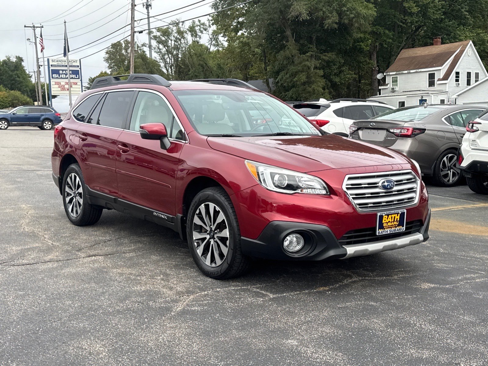 Used 2017 Subaru Outback 2.5i Limited AWD/4WD image 3