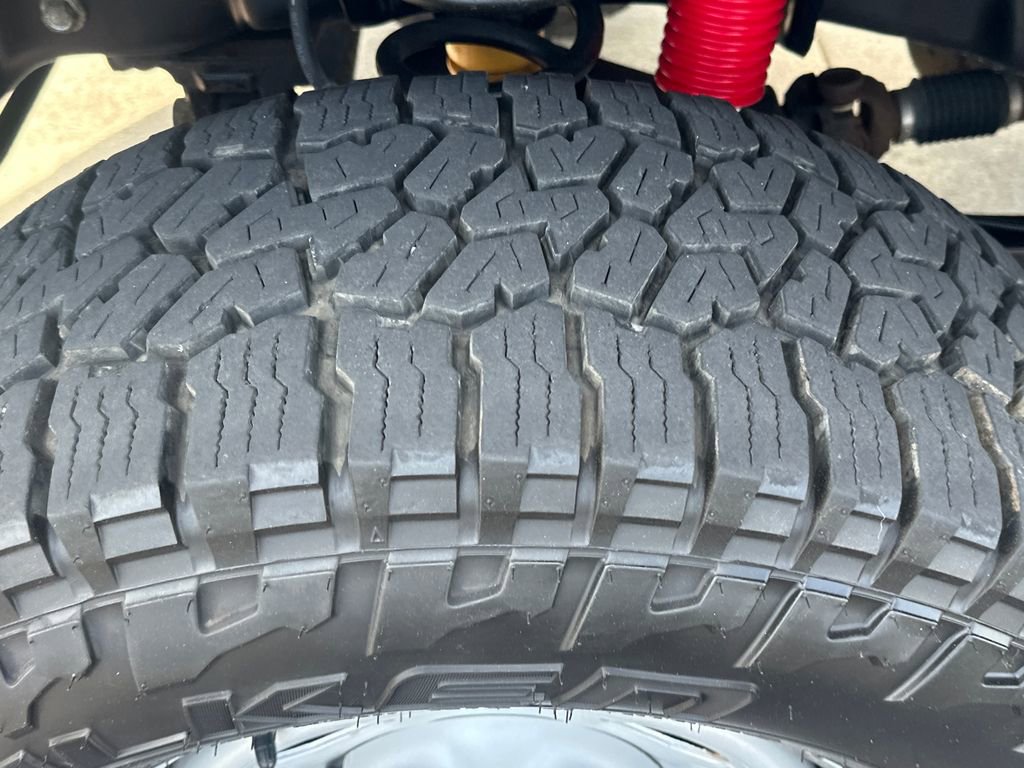 Used 2016 Ford F250 XL w/ Power Equipment Group AWD/4WD image 20