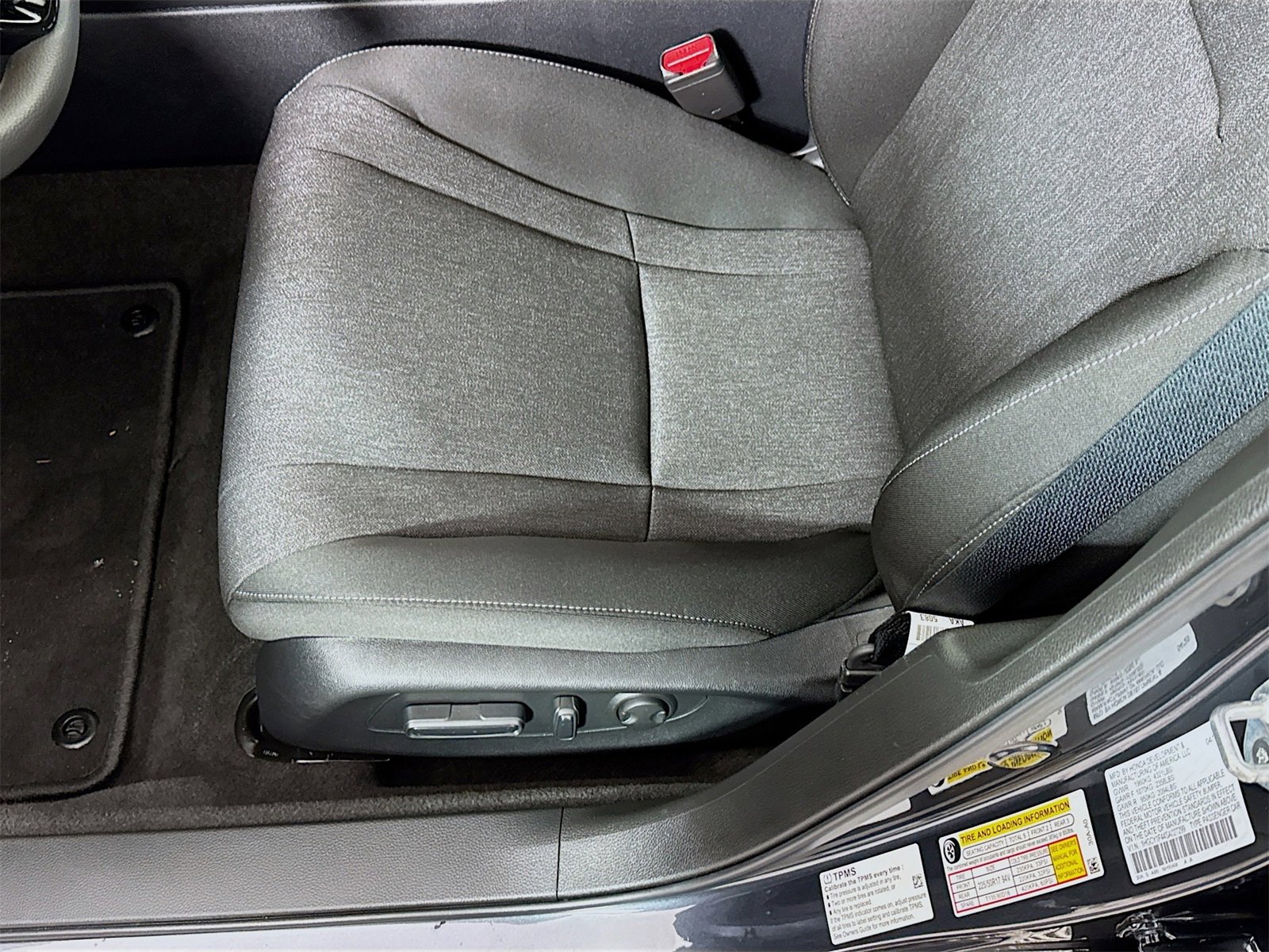 Used 2025 Honda Accord SE image 16