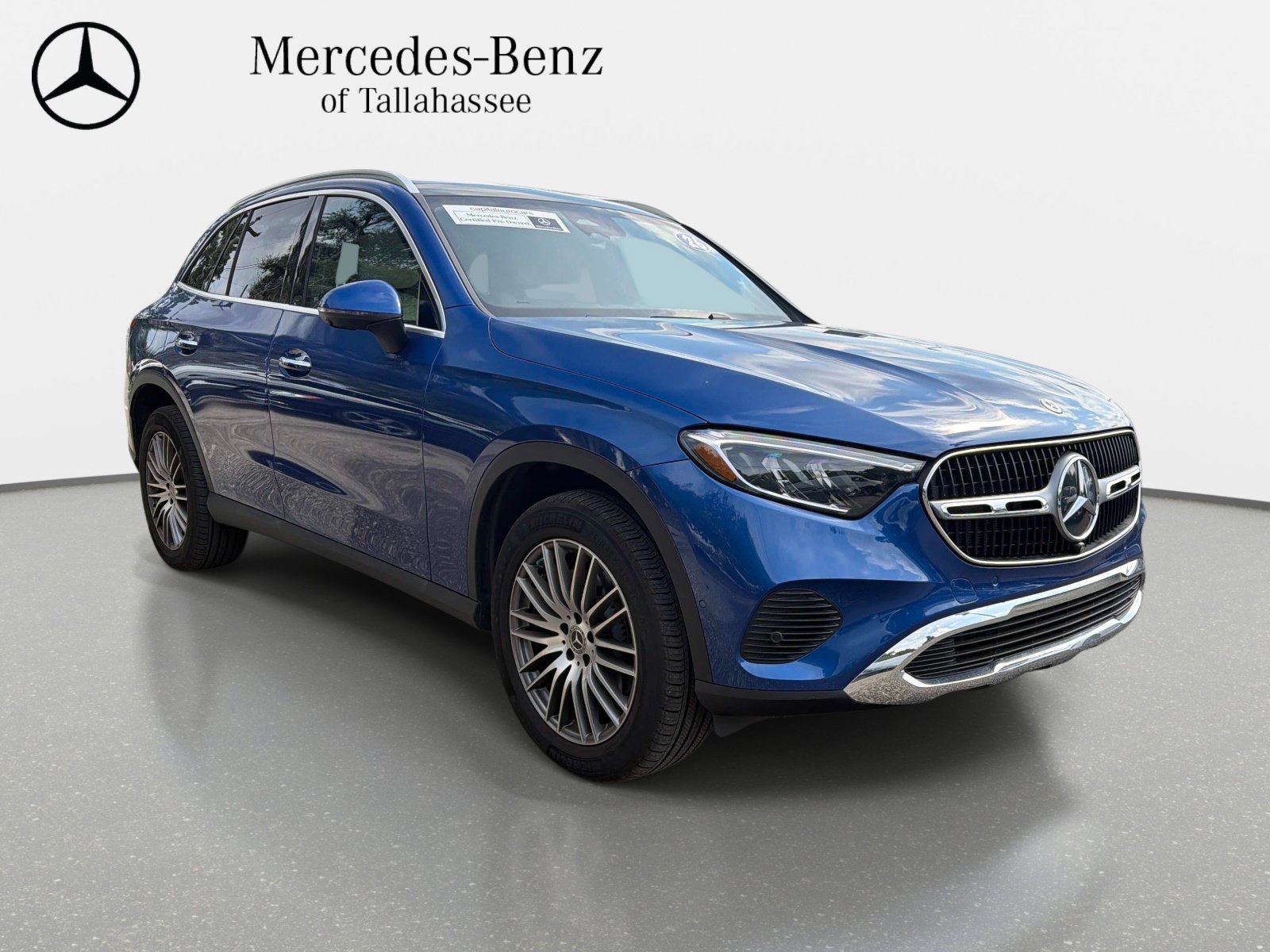 Used 2026 Mercedes-Benz GLC 300 image 3
