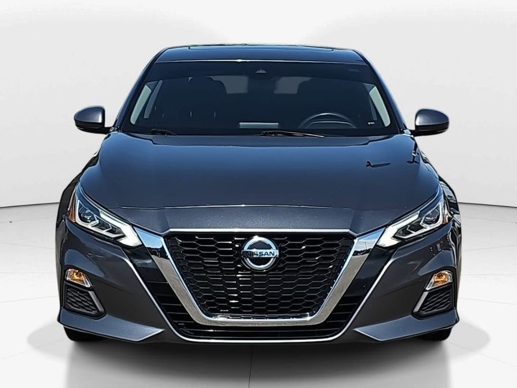 Used 2022 Nissan Altima 2.5 SV w/ SV Premium Package image 11