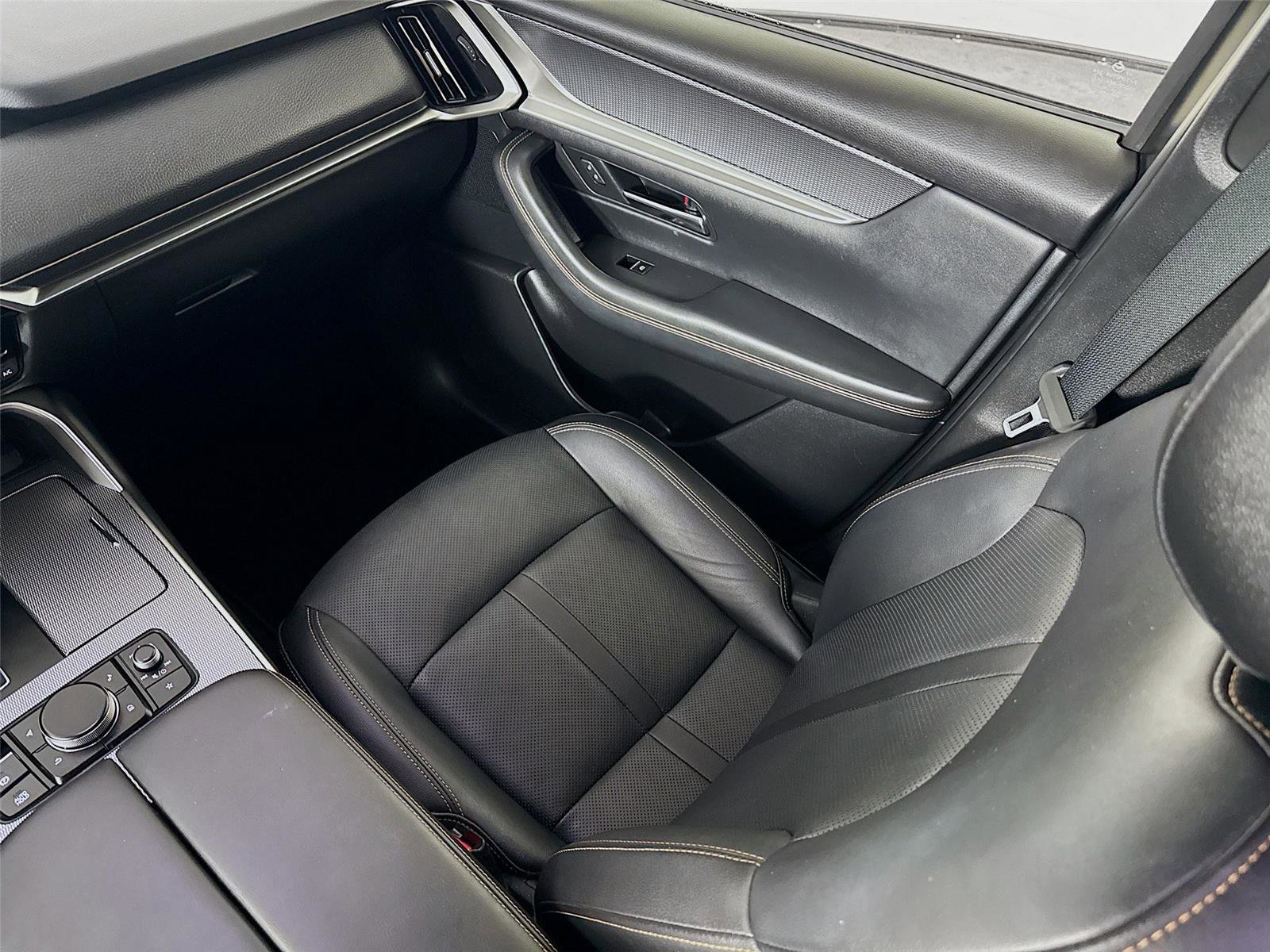 Used 2025 MAZDA CX-90 3.3 Turbo w/ Preferred Package AWD/4WD image 25