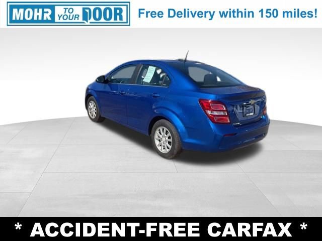 Used 2018 Chevrolet Sonic LT w/ Convenience Package image 3