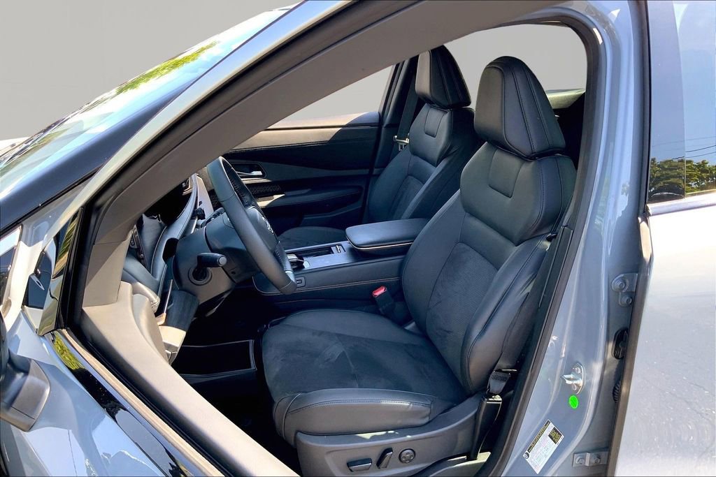 Used 2023 Nissan Ariya FWD image 15